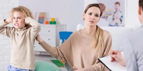 Strengthen Your Relationship with Caroline Goldsmith’s Couples Therapy